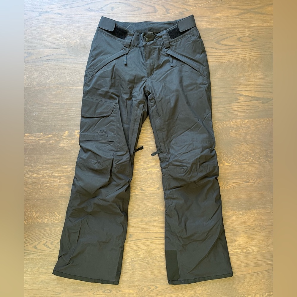 The North Face Women’s Black Snowboarding Cargo Pants
